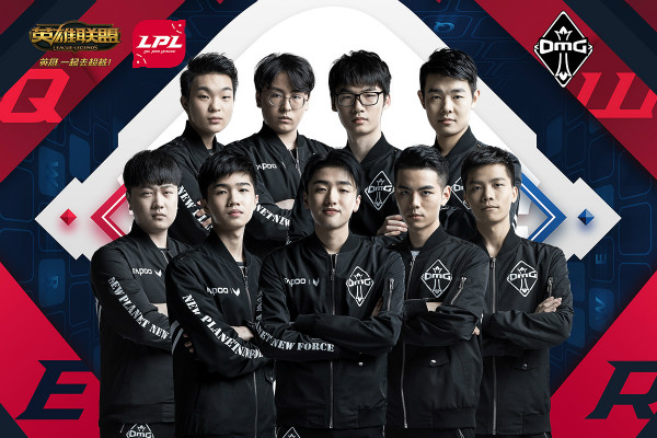 边路出球皆 边路出球皆