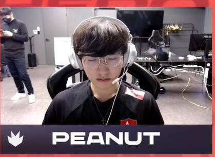 成4